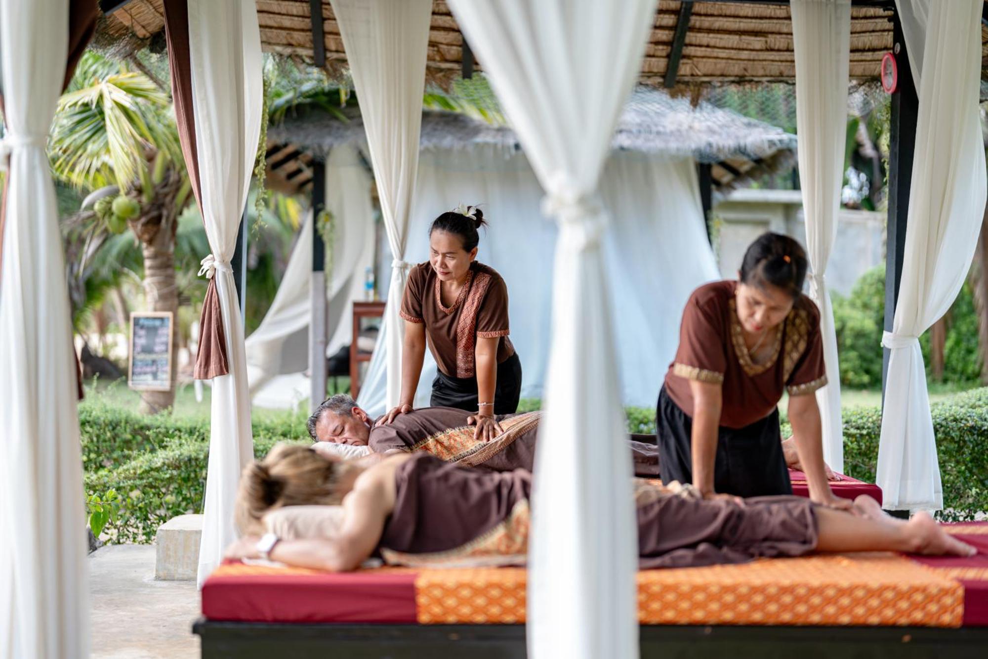 Koh Mak White Sand Beach Exterior photo